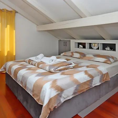 Apartament With Parking Space Dramalj, Crikvenica - 25842 Dramalj